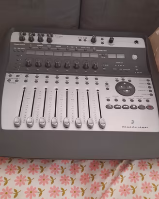 Mixer Digitale con scheda audio Digidesign 002