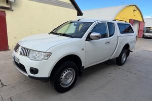 Mitsubishi L200 2.5 DI-D King CAB Hard Top - 2012