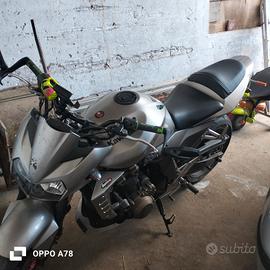 z 750 2005