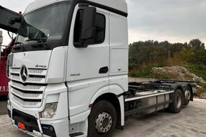 Motrice 6x2 Portacontainer