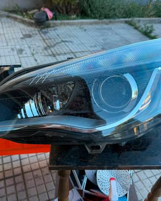 Faro sinistro opel astra j afl xeno 2009>