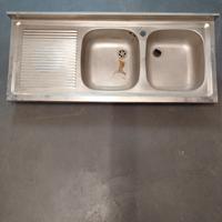 lavandino a due vasche con gocciolatoio 