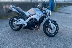Suzuki Gsr 600