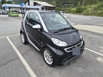 Smart Fortwo 1.0 MHD Coupè (52 KWT/71CV) 2013