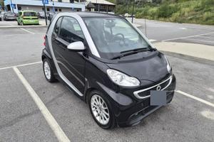 Smart Fortwo 1.0 MHD Coupè (52 KWT/71CV) 2013