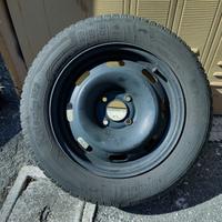 Gomme invernali e cerchioni in acciao