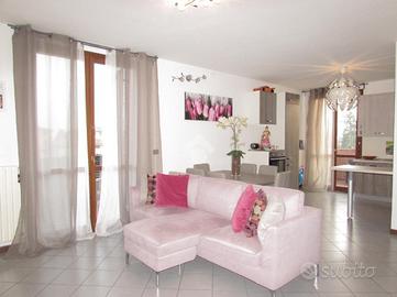 4 LOCALI A CASTELFRANCO EMILIA