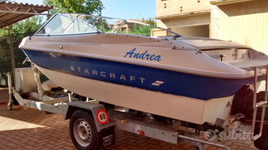 Motoscafo Starcraft con carrello