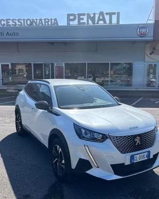 Peugeot e-2008 e 100kW Allure Pack