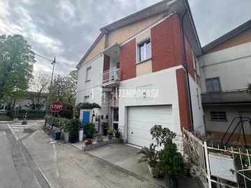 Bilocale con studio, balcone e cantina - libero da