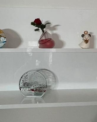 Mensole laccate bianco/rosso