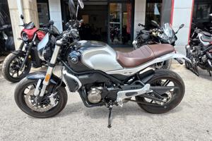 Qj Motor SRV 550 - 2024