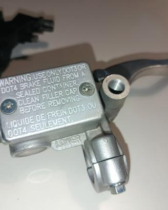 Pompa freno anteriore universale 22mm