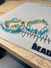 Orecchini e anello realizzati a mano