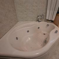 Vasca idromassaggio