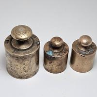 Pesi antichi ottone 500-200-200gr