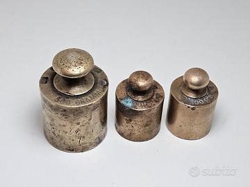 Pesi antichi ottone 500-200-200gr