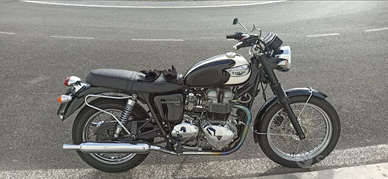Triumph Bonneville 2003