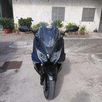 Kymco Ak 550