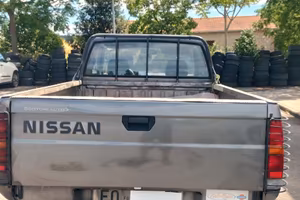 Nissan King Cab in perfette condizioni