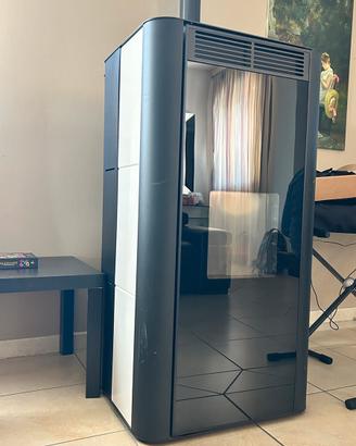 Stufa Lotus Hydro Red di MCZ