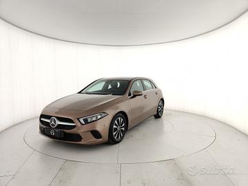 MERCEDES-BENZ A 180 d Business Extra auto