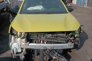 Peugeot 208 del 2024 per pezzi di ricambio