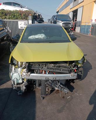 Peugeot 208 del 2024 per pezzi di ricambio
