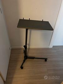 Tavolino per pc regolabile