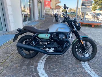 Moto Guzzi V7 IV Centenario - 2021