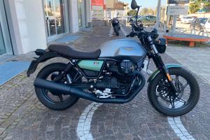 Moto Guzzi V7 IV Centenario - 2021