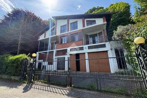 BIFAMILIARE A VAL DI CHY