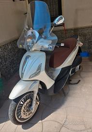 Piaggio Beverly 300 i.e. Led