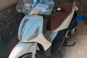 Piaggio Beverly 300 i.e. Led