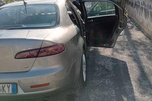  alfa 159 del 2007 2300 euro non trattabili