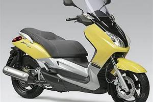 YAMAHA X-MAX 250 04-06 RICAMBI