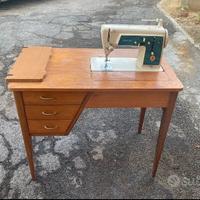 Macchina da cucire Singer