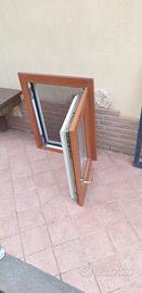 Infisso 55x67, zanzariera e grata in ferro 57x71