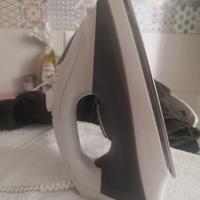 Ferro da stiro a Vapore NUOVO 