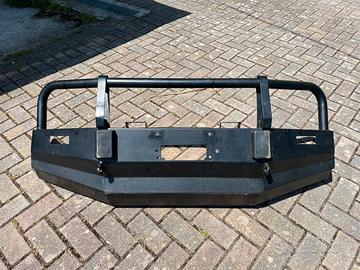 Paraurti uso gravoso bull-bar Nissan Patrol Y61
