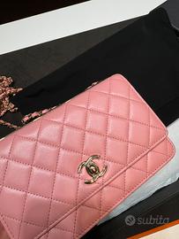 Borsa di Chanel Pearl Crush con portafoglio