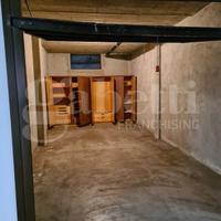 Box/Posto auto Milano [ENRICO_BOX20ARG]