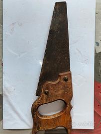 Sega a mano per legno