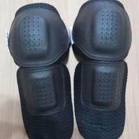 Protezioni gomiti e spalle Dainese