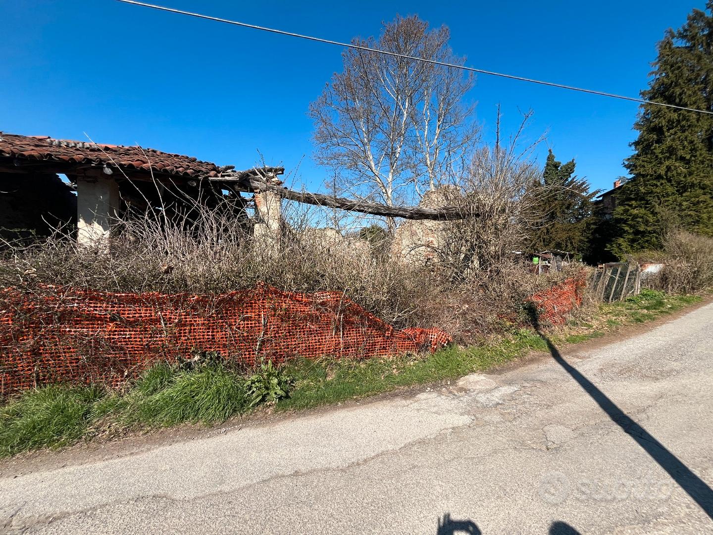 Rudere con terreno - Vista 3