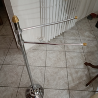 Porta Asciugamani robusto in acciaio