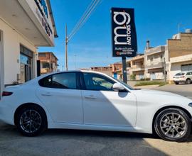 Alfa Romeo Giulia 190 CV SUPER PROMO ESTATE 2025
