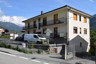 4 LOCALI A SAINT-VINCENT