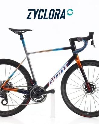 Giant TCR Advanced AXS 12V t.56