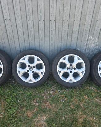 4 cerchi in lega Citroën C3